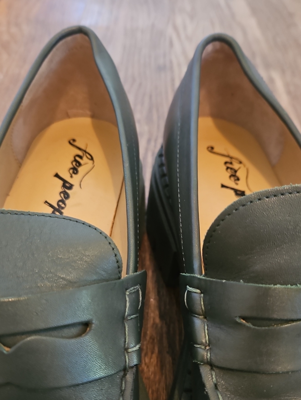 Free People Lyra Lug Sole Loafer Green EU 38.5 - Picture 6 of 12